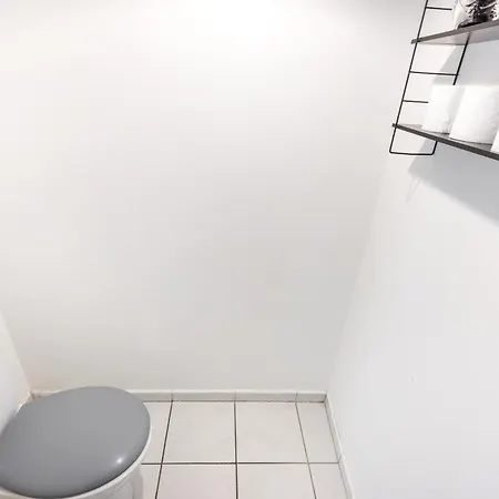 Bngo L Cosy Et Calme L Metro B, 4 Personnes Lyon