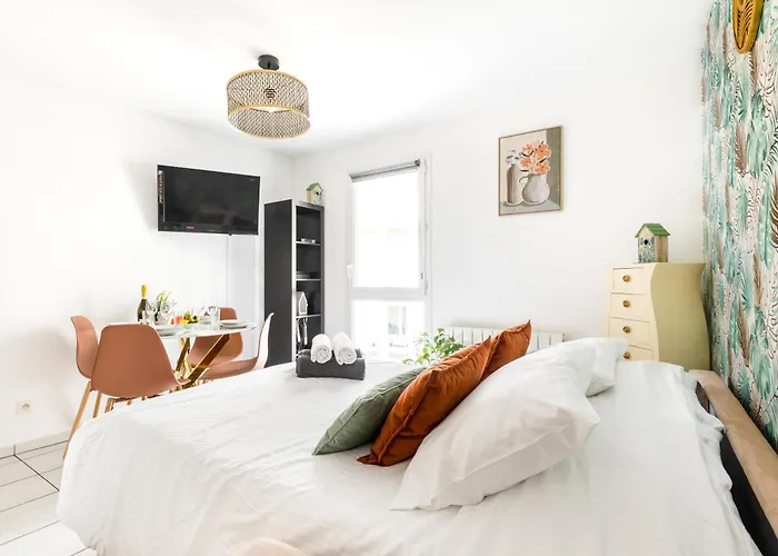 Apartament Bngo L Cosy Et Calme L Metro B, 4 Personnes Lyon